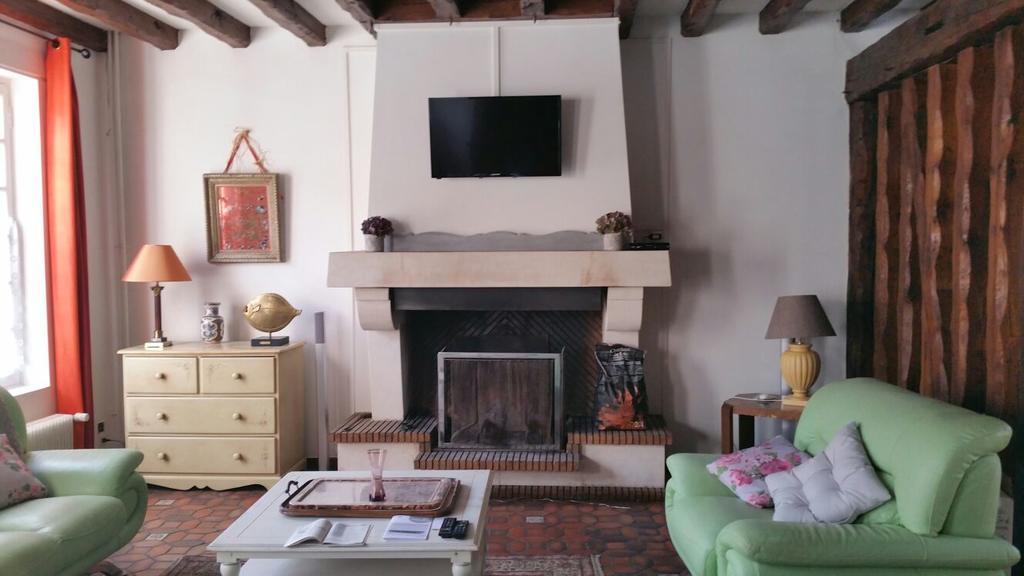 Le Gite De Laurence Villa Sainte-Liviere Kültér fotó