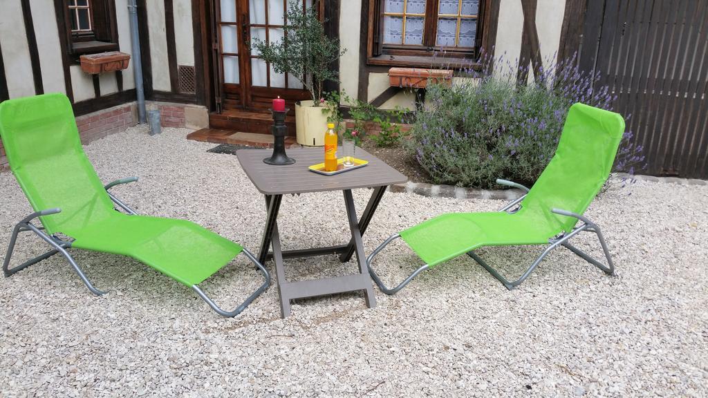 Le Gite De Laurence Villa Sainte-Liviere Kültér fotó